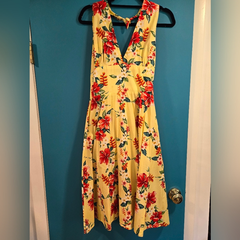 Miss Hussy Clothing yellow hibiscus pinup swing halter dress VLV M/L